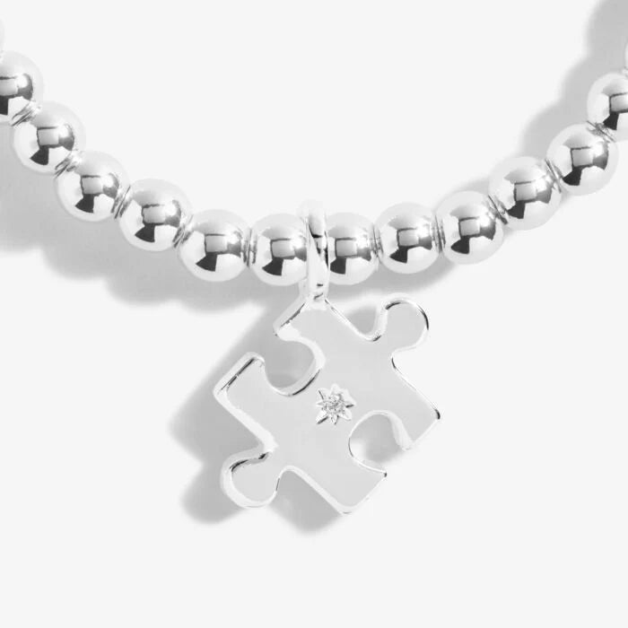 Joma Jewellery - A Little Love you to Pieces