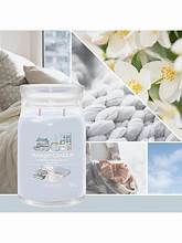 A Calm and Quiet Place Yankee Candle Large Signature Jar