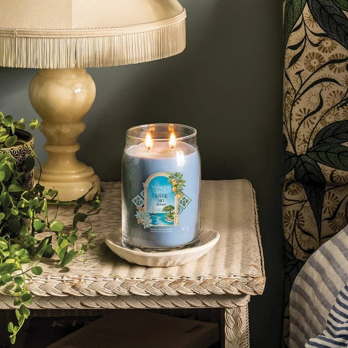 Yankee Candle - Azure Sky - Signature Large Jar -Tropical Mango & Coconut Scent
